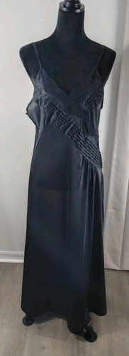 Vtg erica loren black - vtg, slip