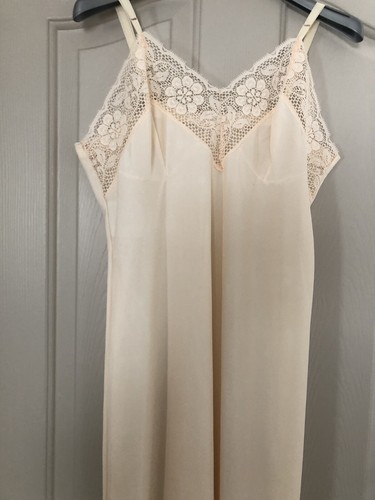 Vintage allender slip - vintage,