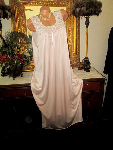 Vtg vanity fair nightgown - vtg,