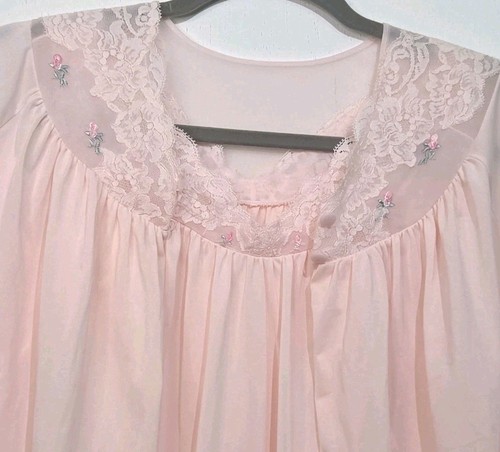 Vtg 70s shadowline pink - 70s, nylon