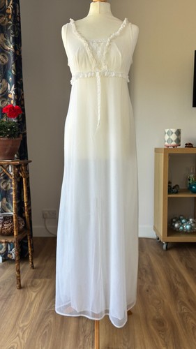 Vintage white nylon nightdress - nylon,
