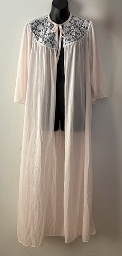 Vintage blush pink - blush, lace