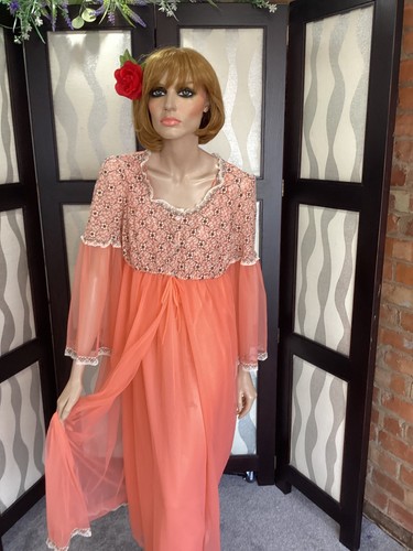Vintage 1960s movie star set - vintage,