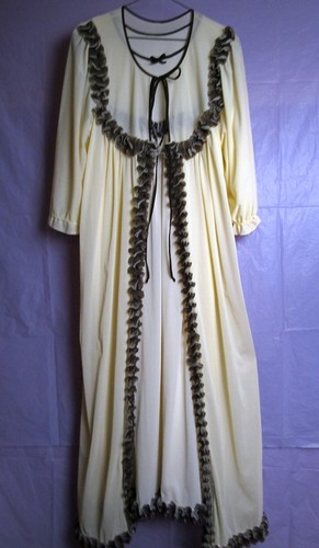 Nice cream brown 70 - &, '70's