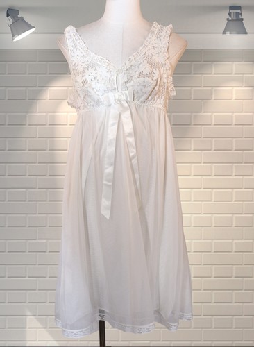 Vintage 1970 white - 1970’s, double