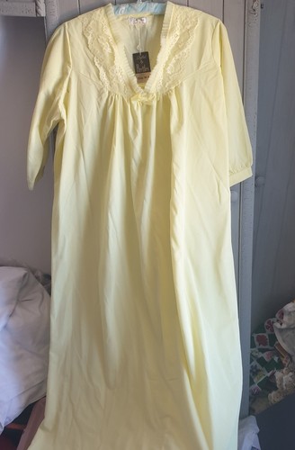 Vtg 60s lemon nightdress - vtg, l