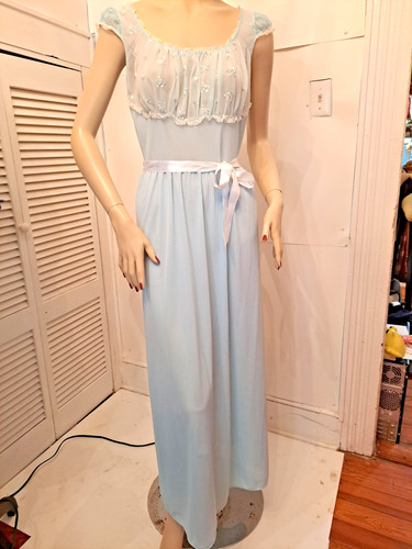 Vtg baby blue nylon - vtg,