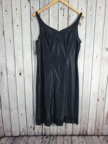 Vintage nightdress size - -size, 12-