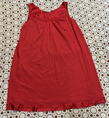 Vintage vanity fair nylon - fair,