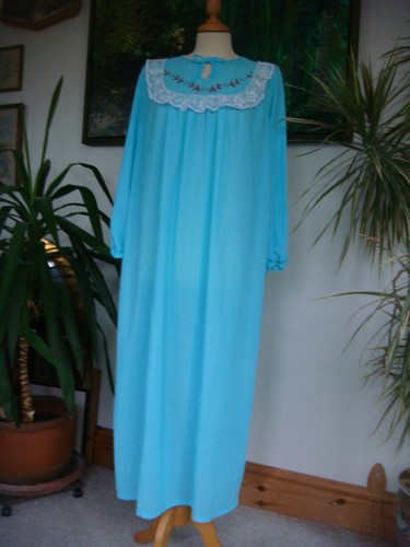 Pretty vintage 1960 - vintage, 1960's
